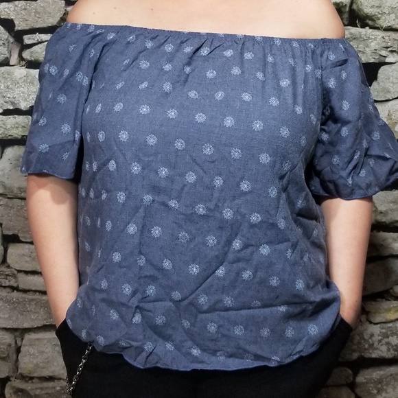 Polka Dot Off Shoulder Top - Picture 3 of 5